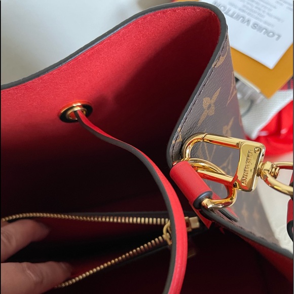 Louis Vuitton Neonoe - Picture 5 of 6